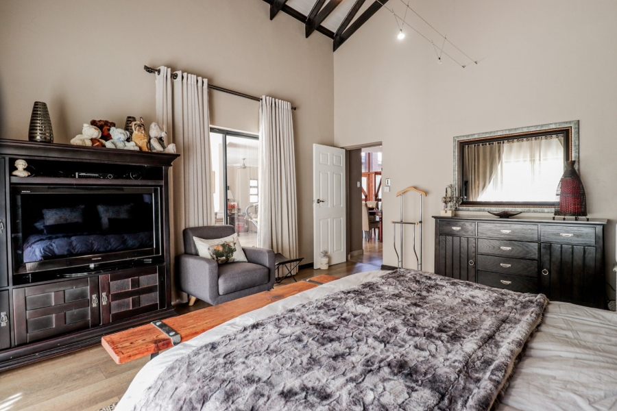 4 Bedroom Property for Sale in Melodie North West